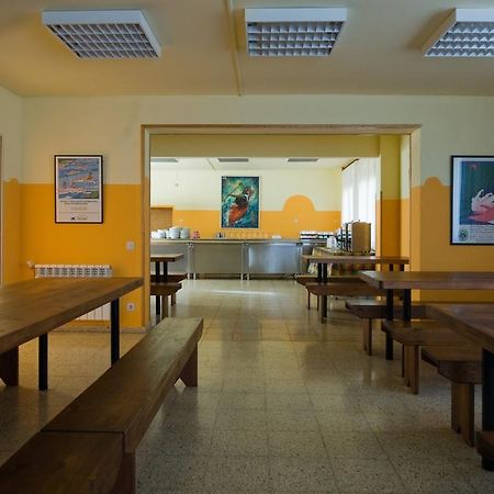 Alberg Escola De Piragueisme De Sort Exterior photo