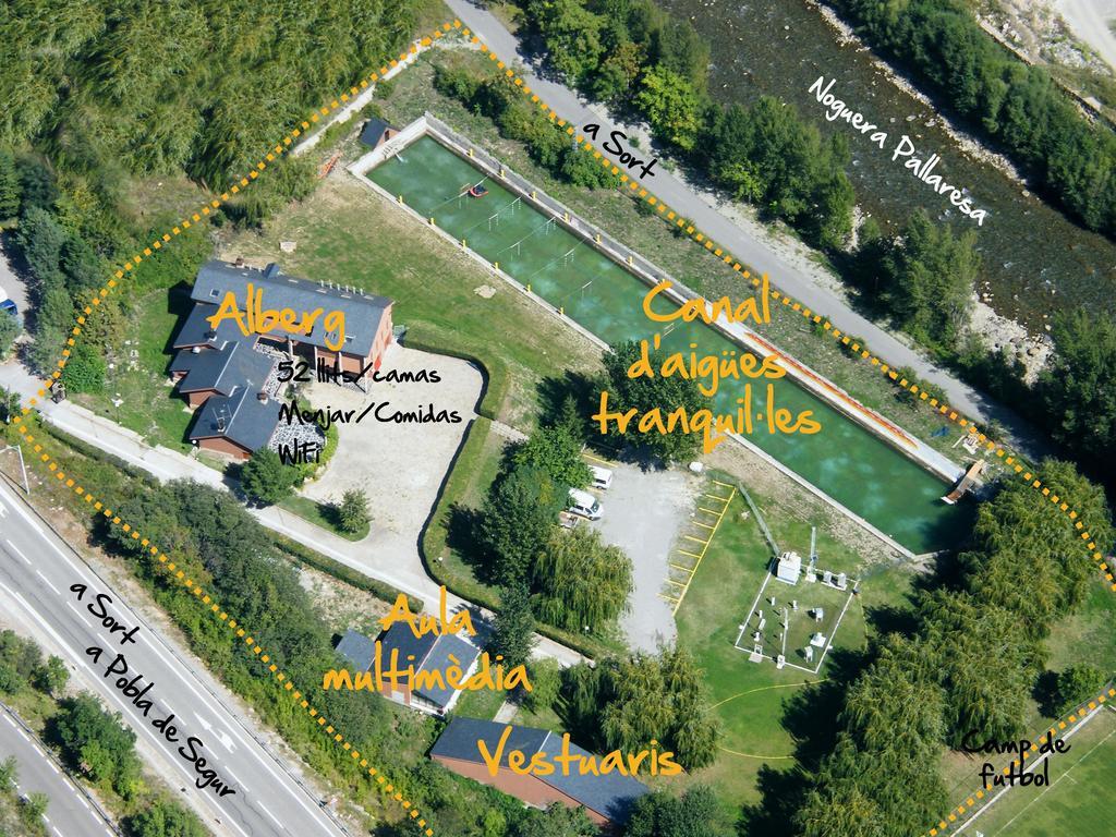 Alberg Escola De Piragueisme De Sort Exterior photo